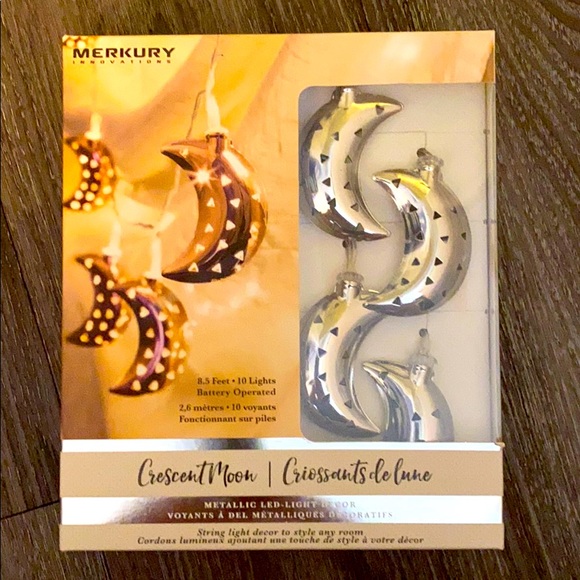 Other - Crescent Moon Metallic LED-Light Decor
